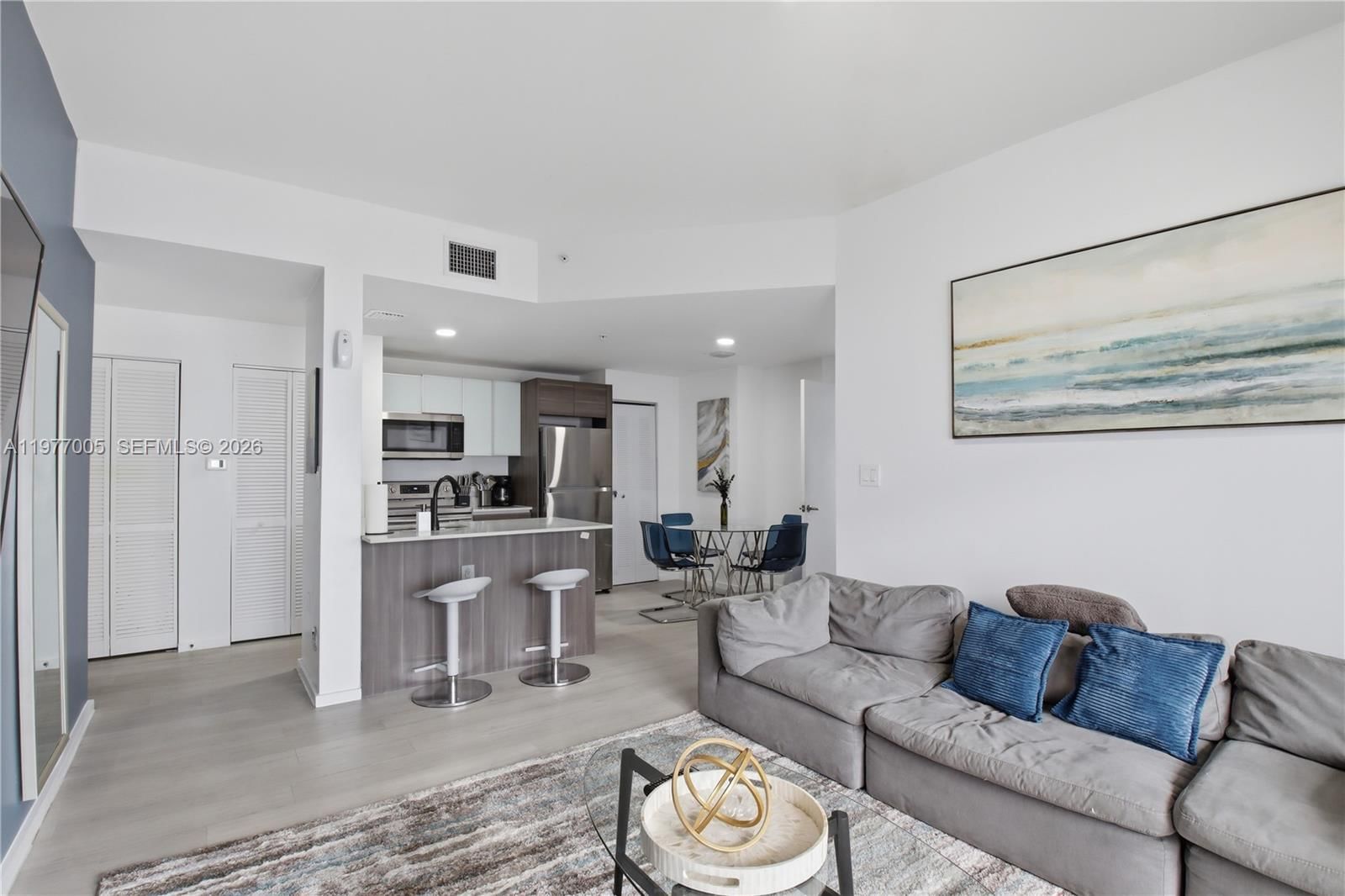 481 NE 29th St, Unit 604 - 3