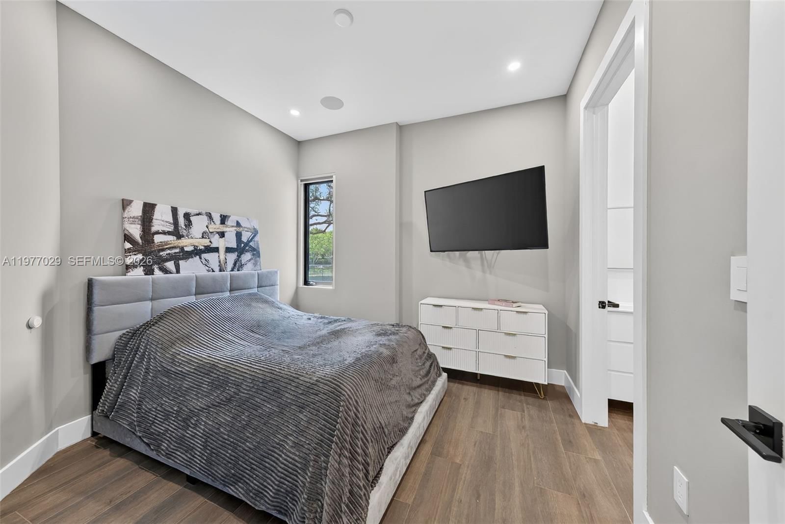 3560 Paddock Rd - 39