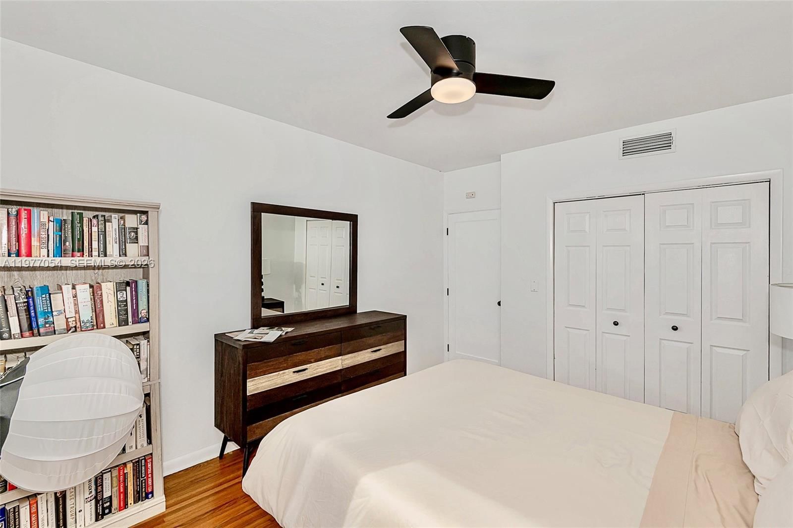 10450 NE 5th Ave - 13