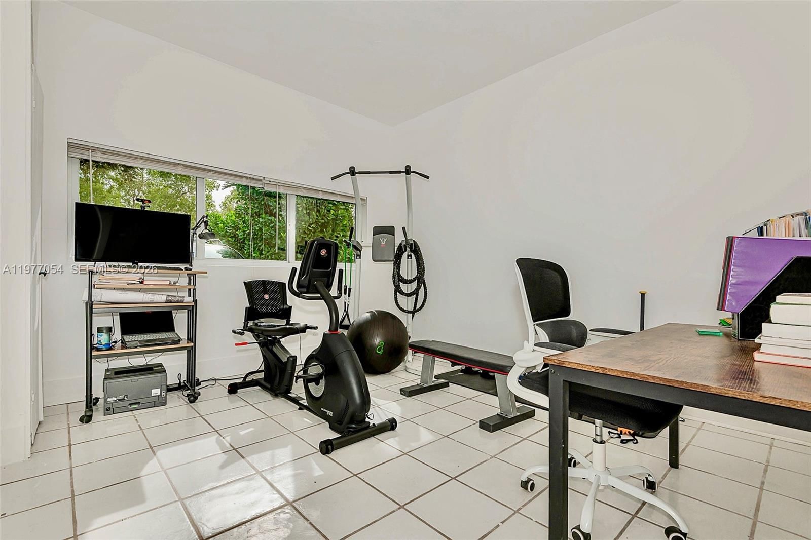 10450 NE 5th Ave - 18