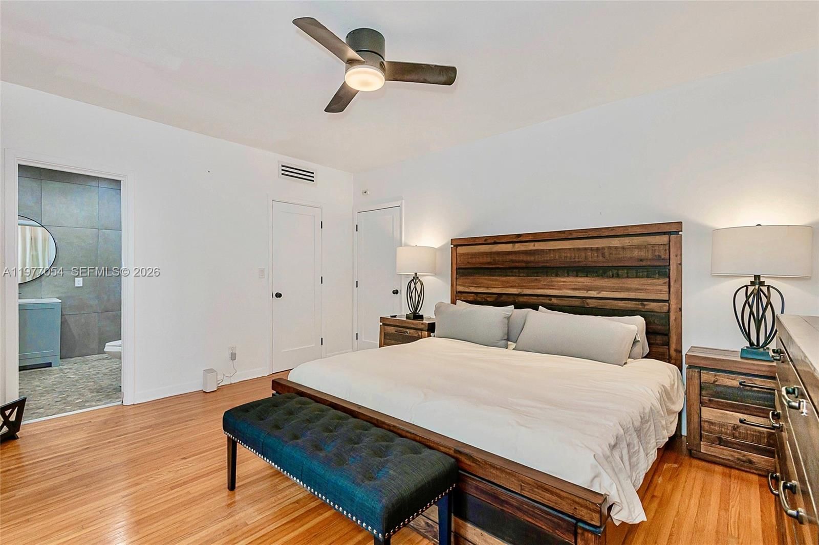 10450 NE 5th Ave - 9