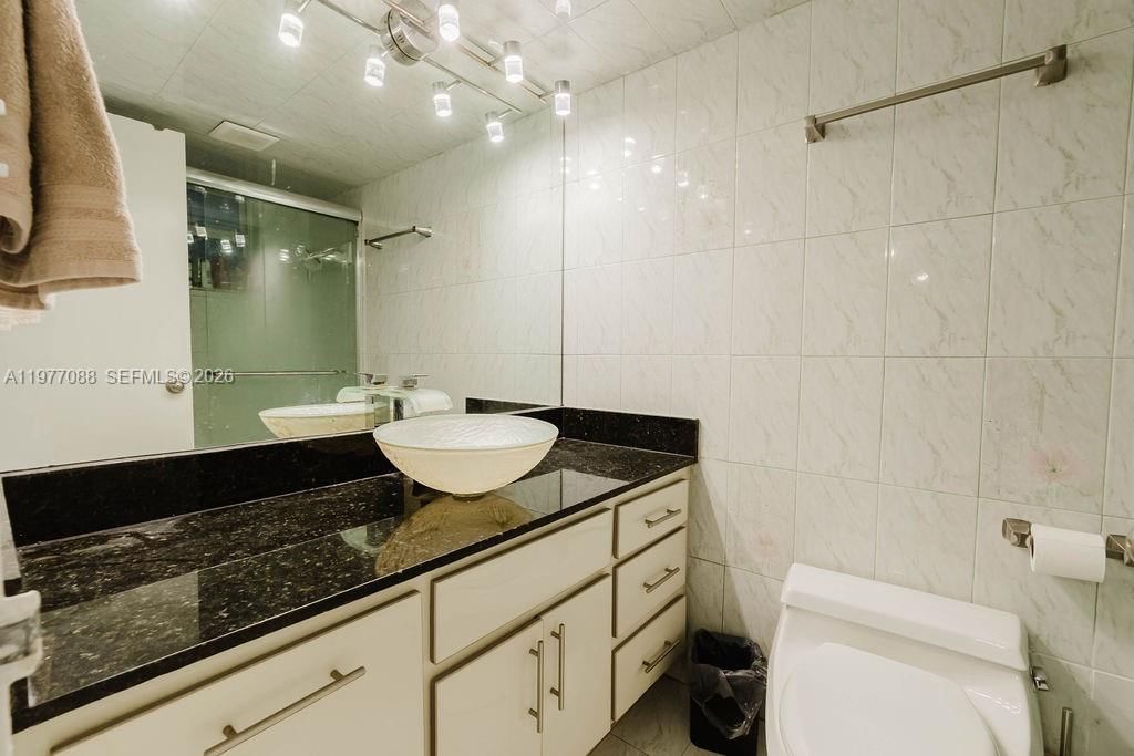 8000 HARDING AVE, Unit 2B - 7