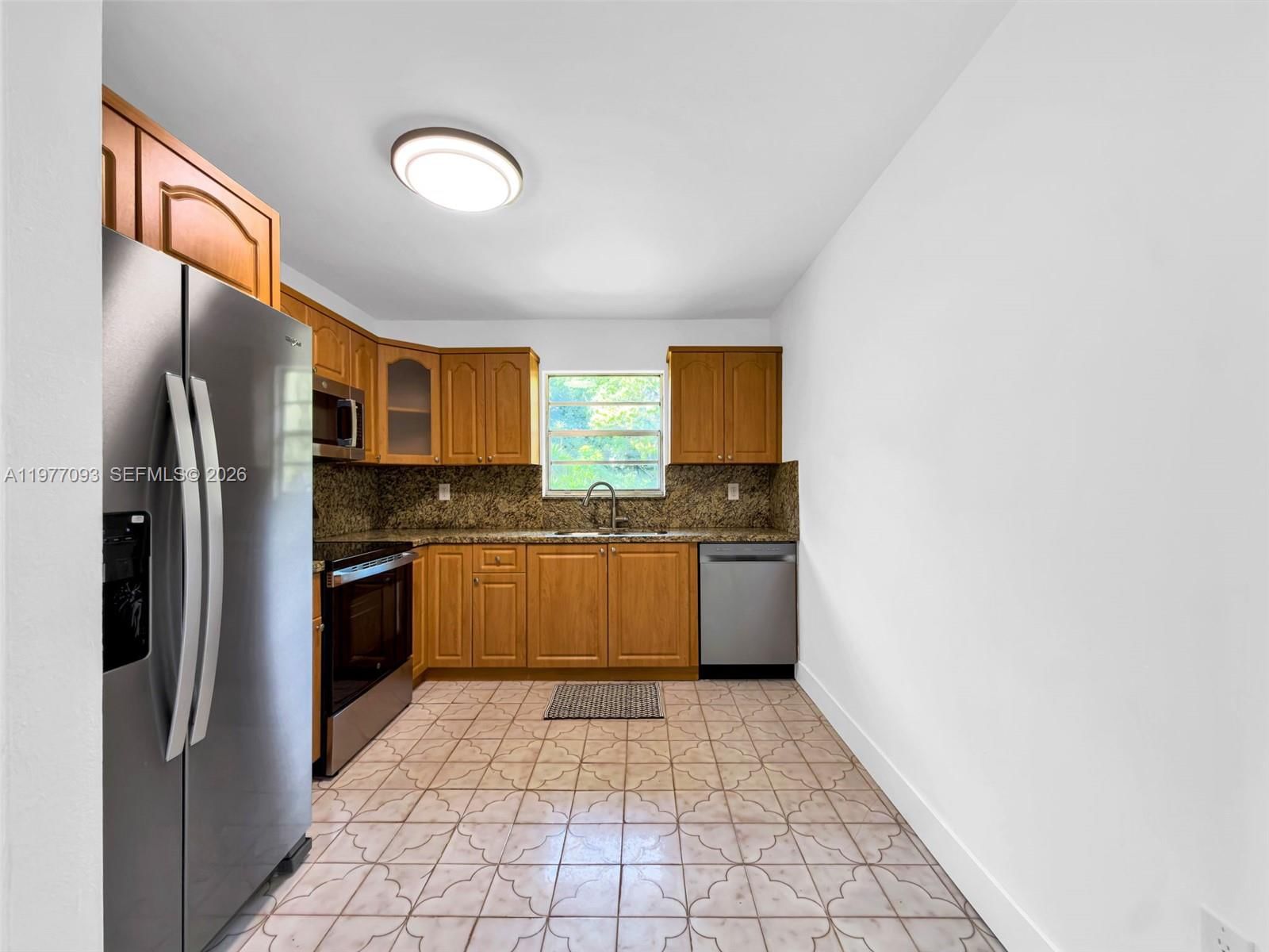 15401 SW 212th St - 11