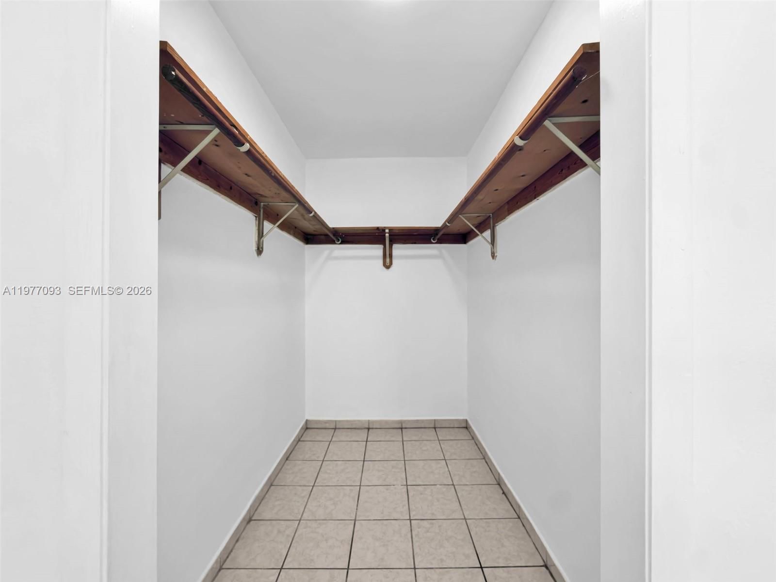 15401 SW 212th St - 25