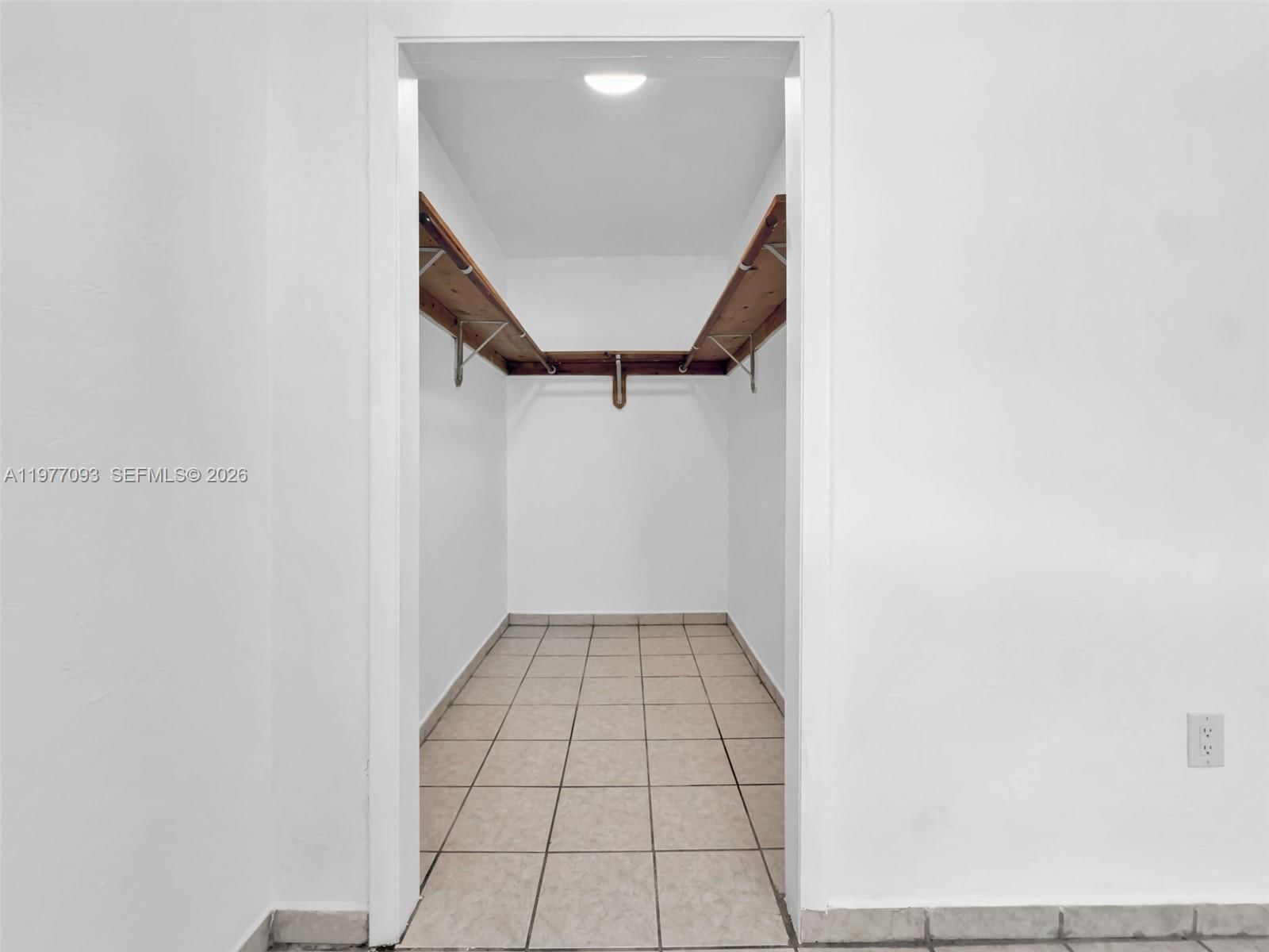 15401 SW 212th St - 26