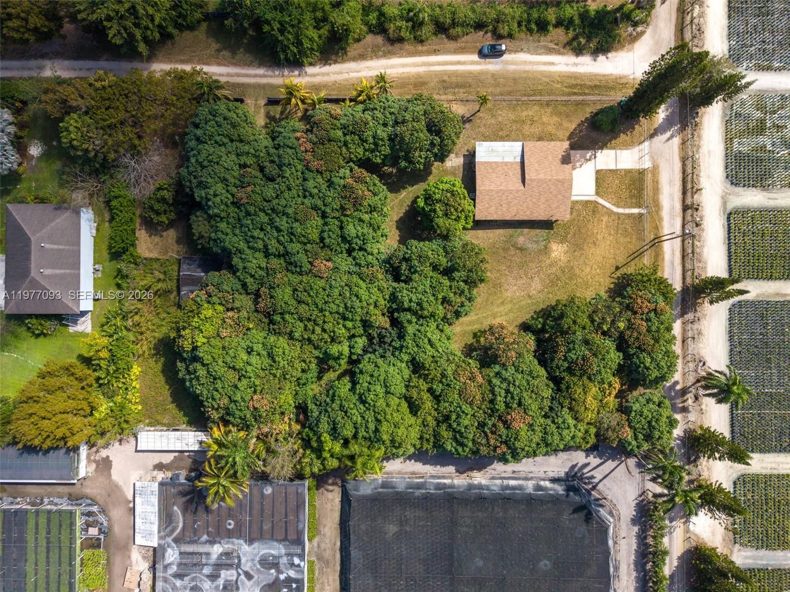 15401 SW 212th St - 50