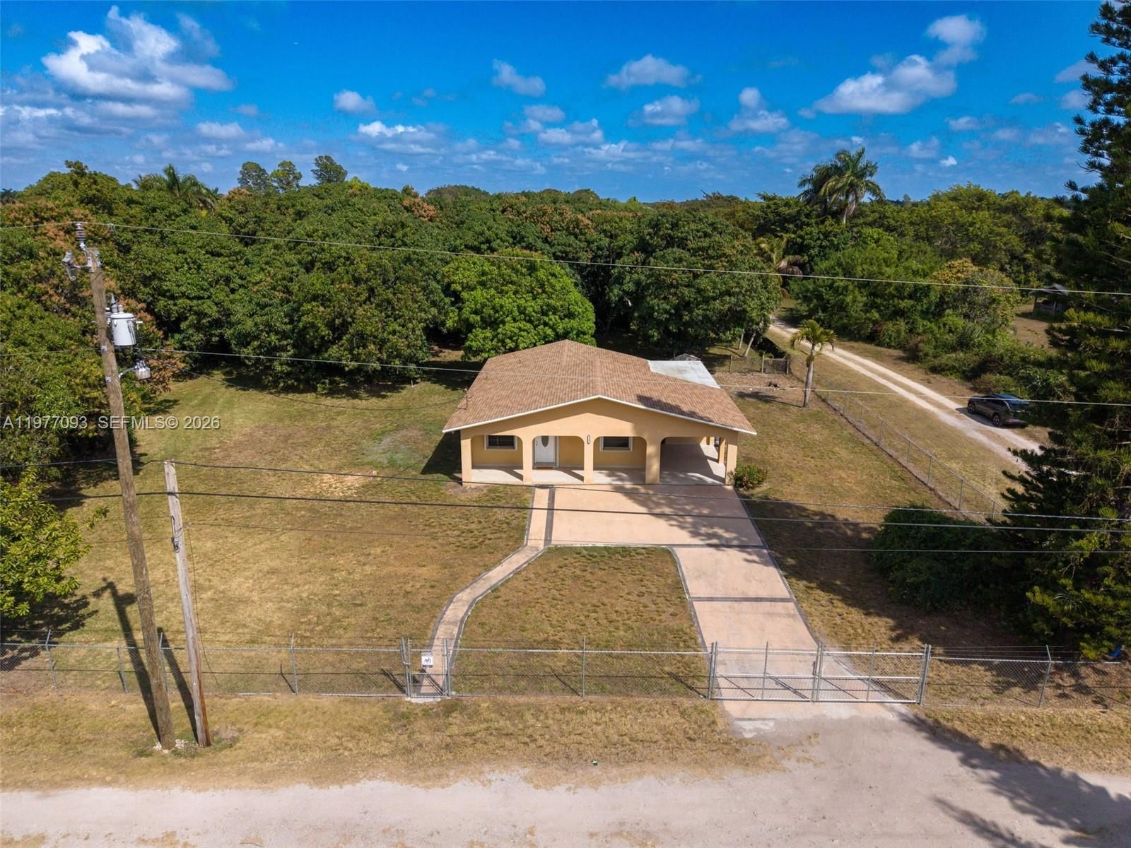 15401 SW 212th St - 61