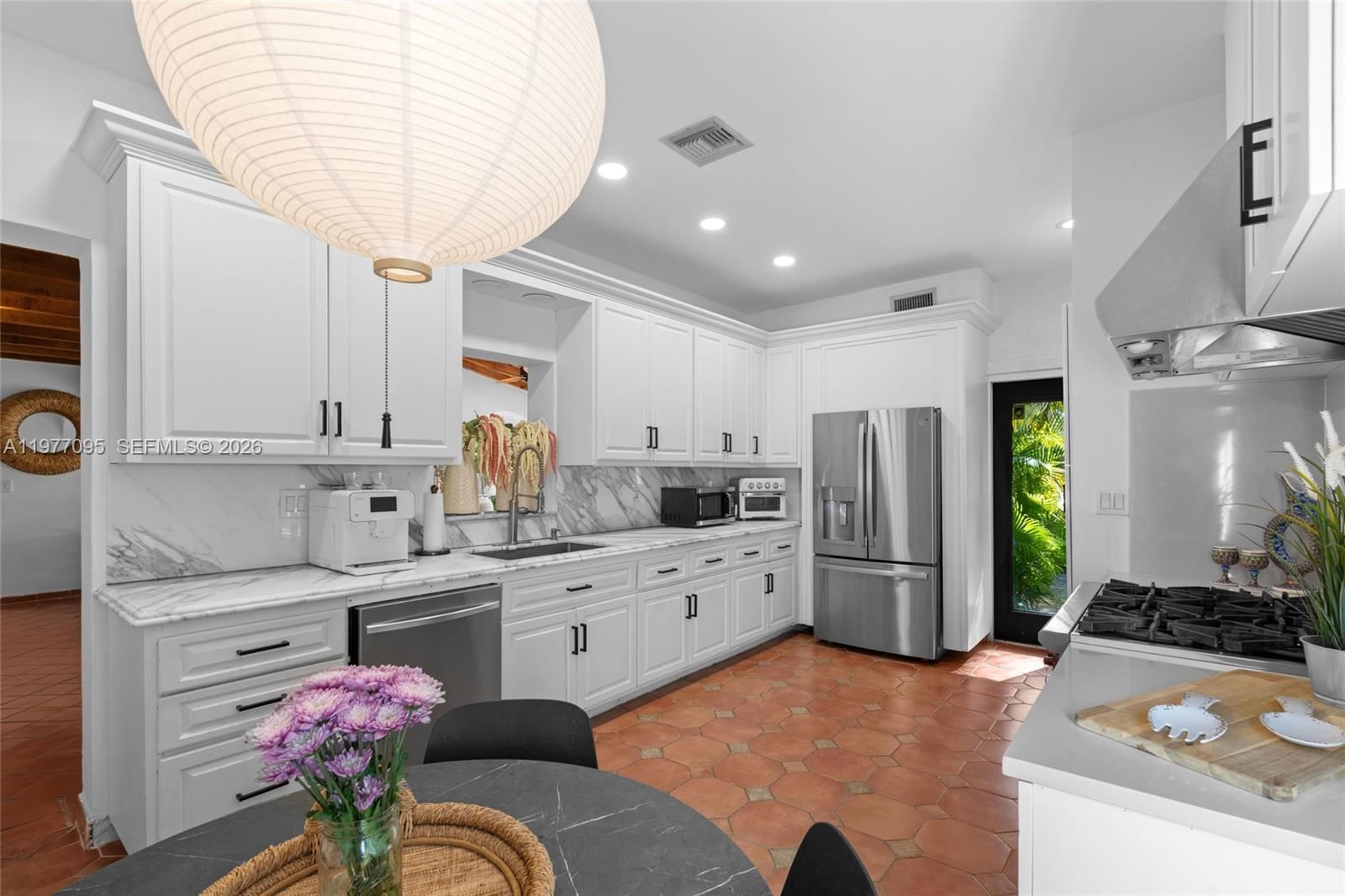 1028 NE 84th St - 22