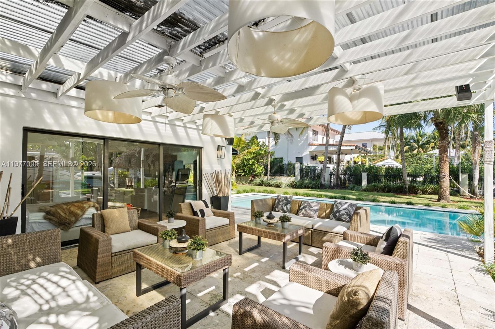 1028 NE 84th St - 51