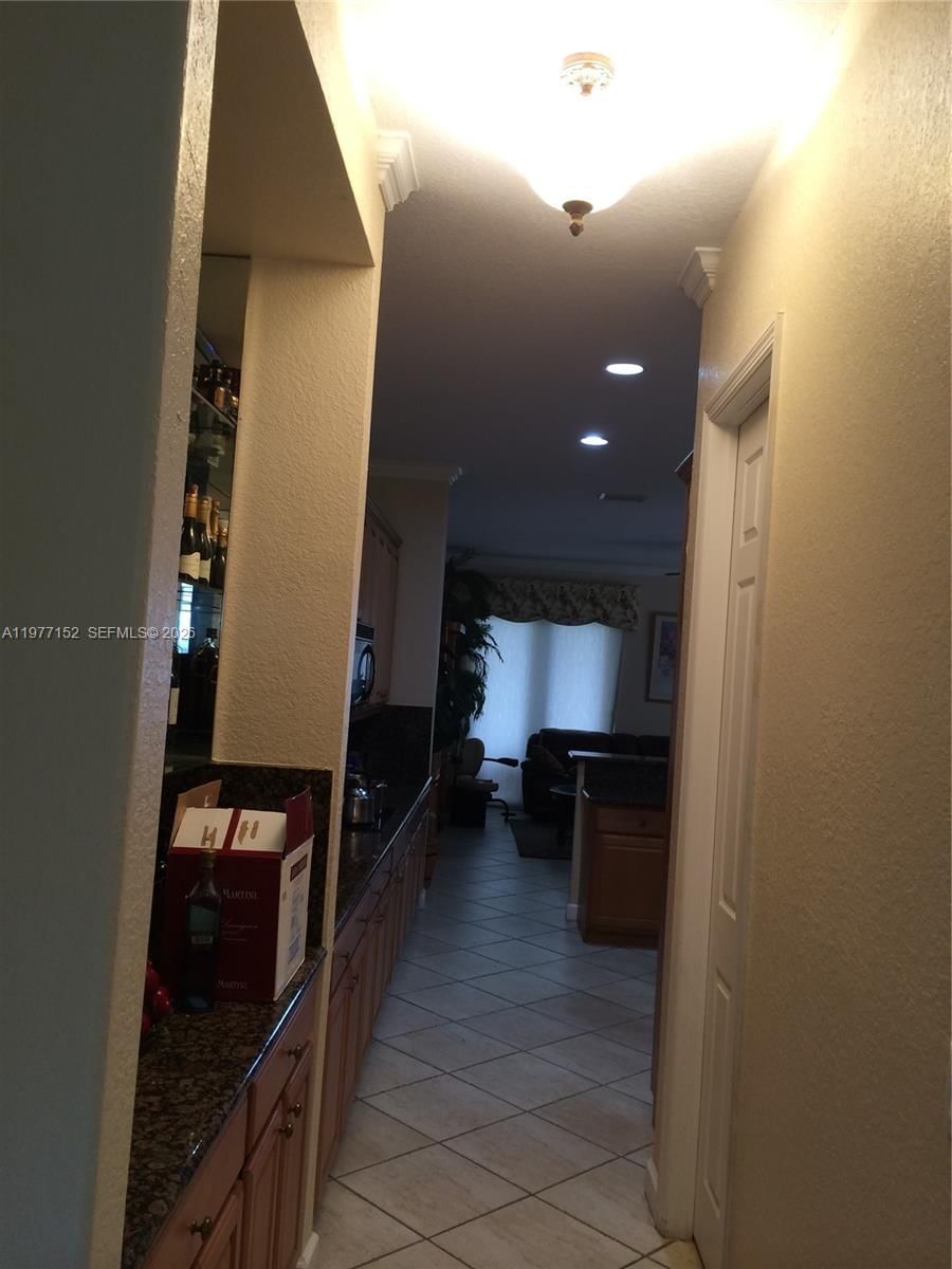 18948 SW 17th Ct - 35