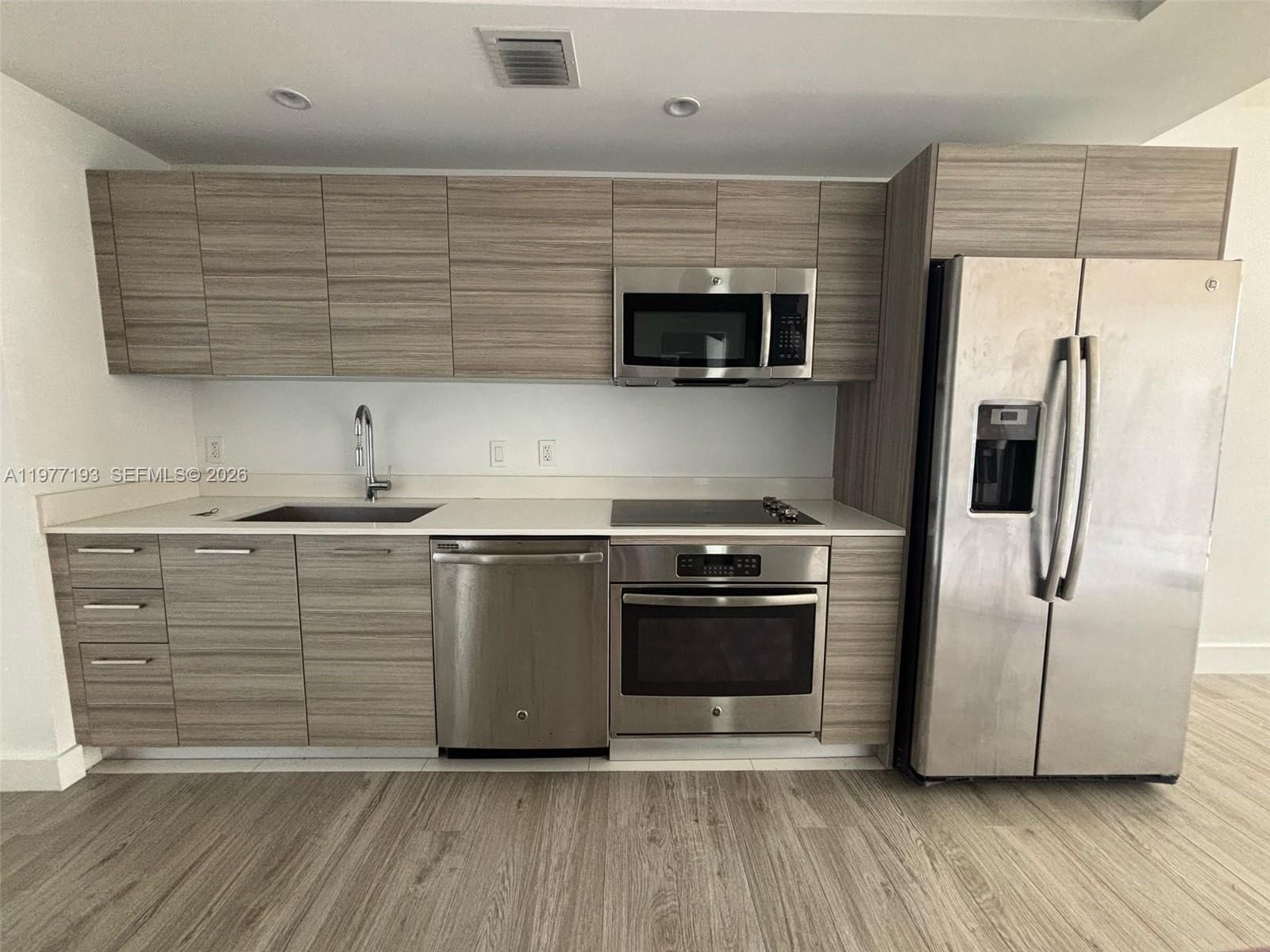 121 NE 34th St, Unit 1503 - 4