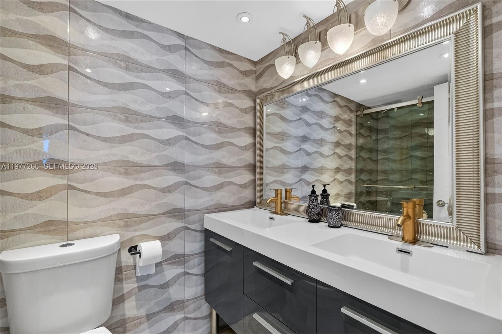 2655 COLLINS AVE, Unit 1407 - 18