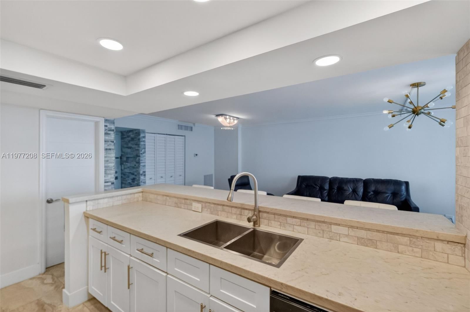 2655 COLLINS AVE, Unit 1407 - 7