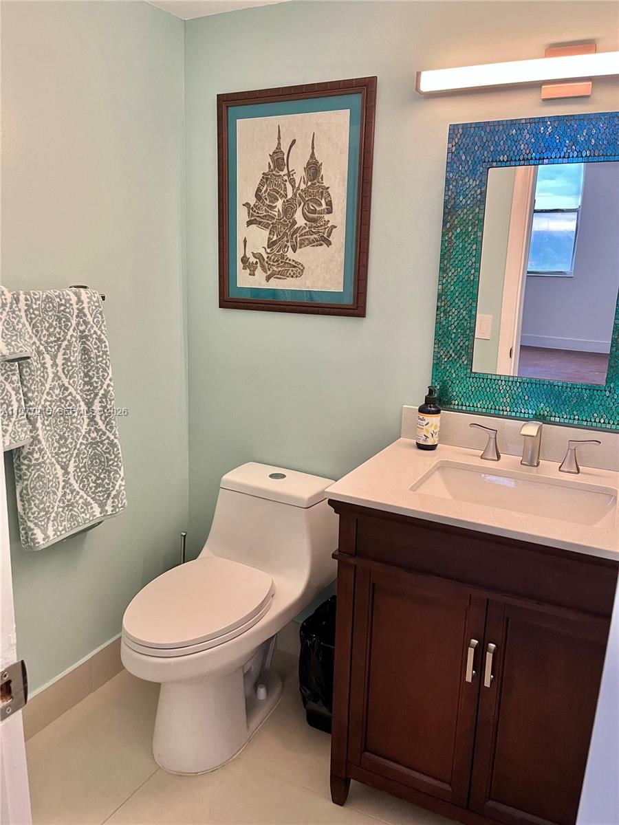 4001 HILLCREST DR, Unit 1014 - 19