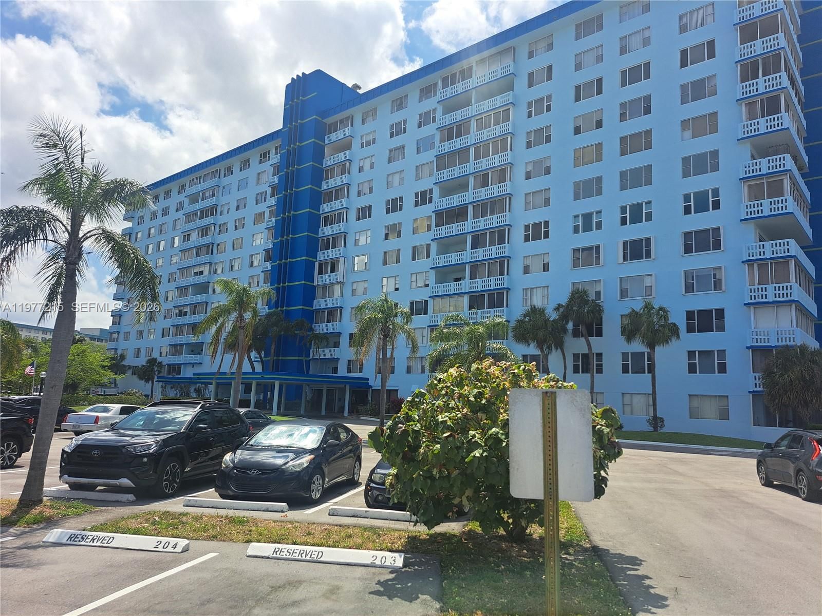 4001 HILLCREST DR, Unit 1014 - 26