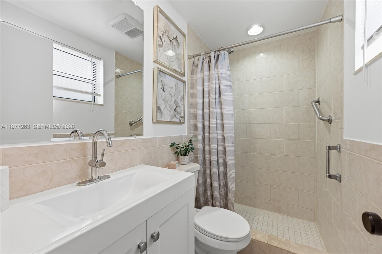 3501 NW 17th Ter - 23