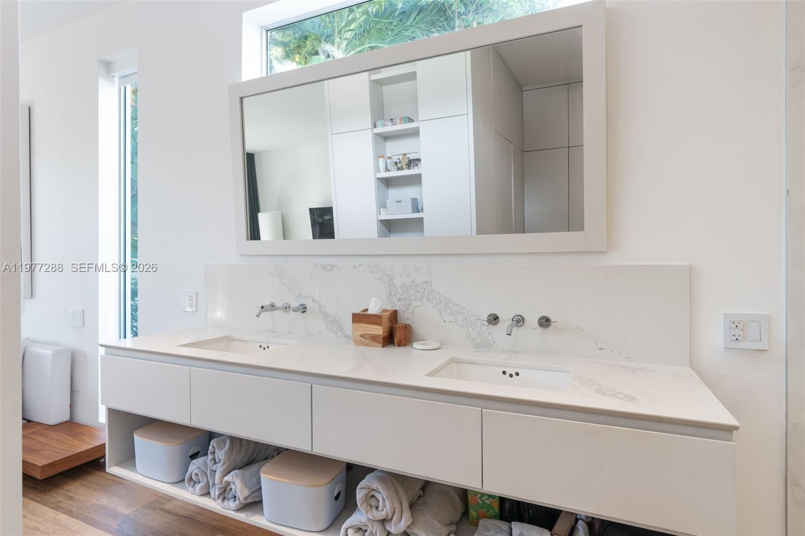 2977 BRIDGEPORT AVE - 19