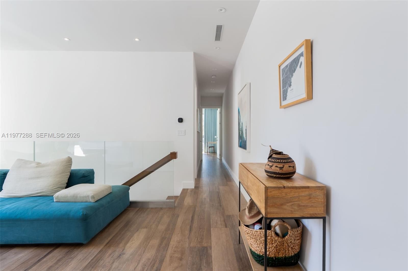 2977 BRIDGEPORT AVE - 23