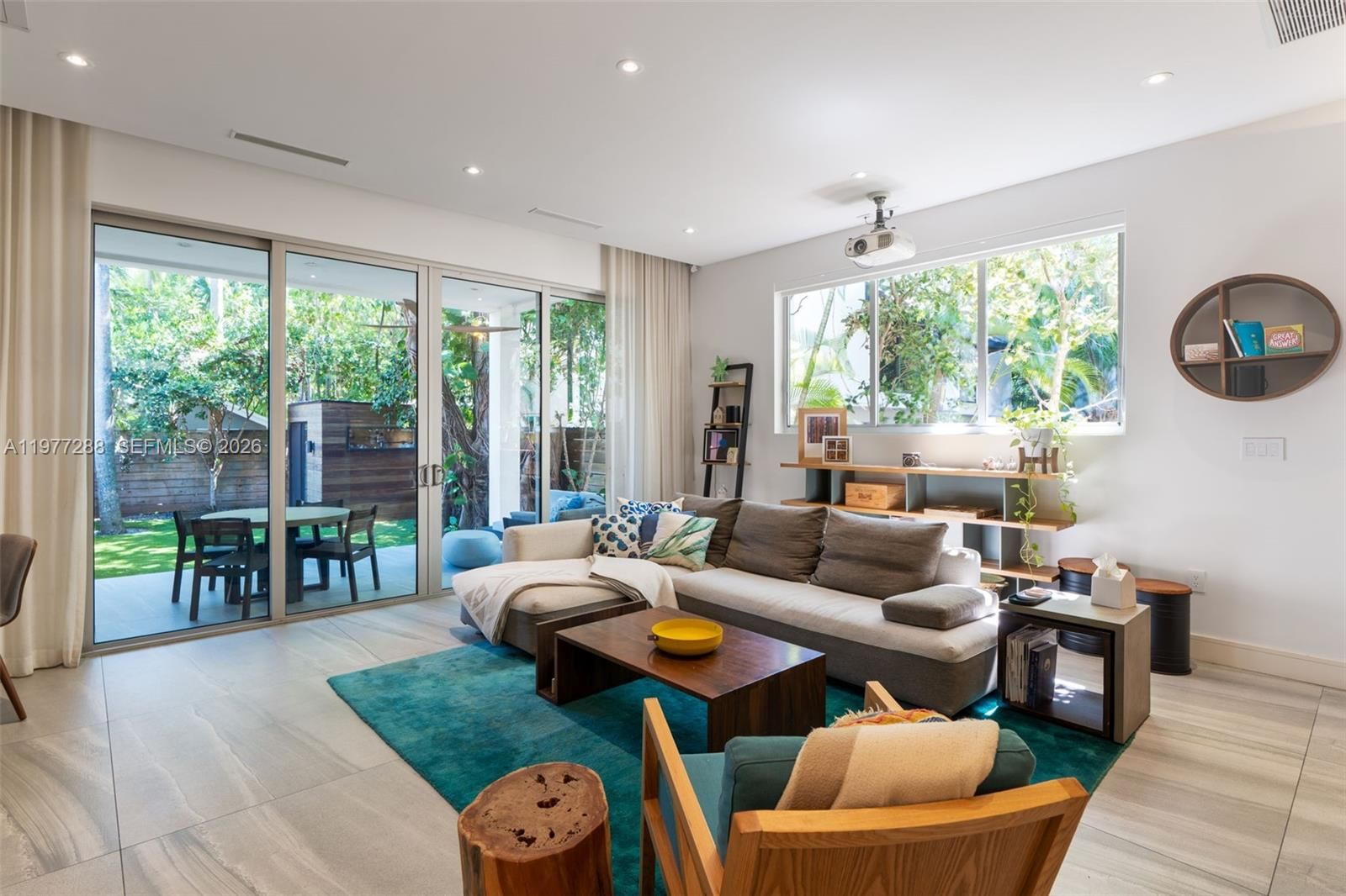 2977 BRIDGEPORT AVE - 9