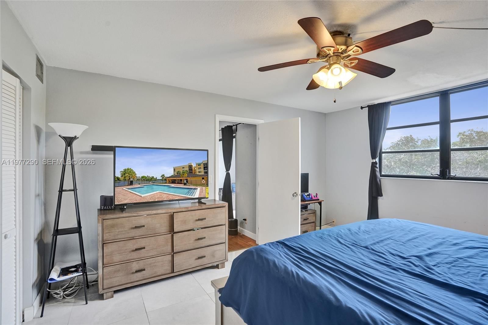 6575 W Oakland Park Blvd, Unit 506 - 18