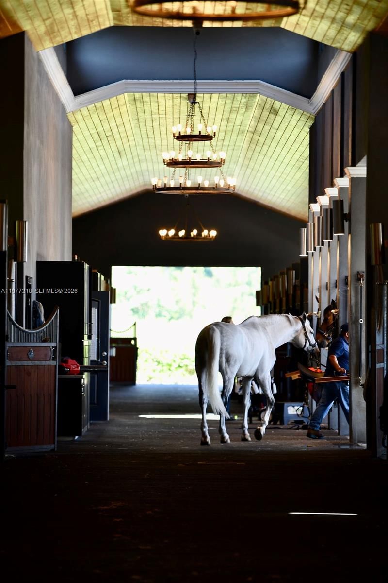 2625 SW 148th Ave - 19