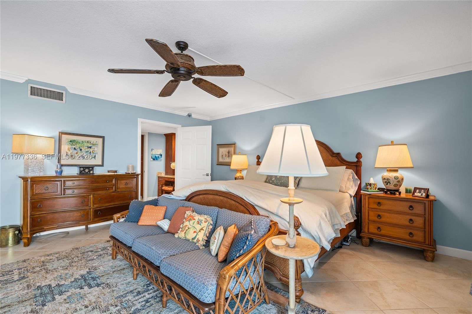 19670 Beach Rd, Unit PHA4 - 24