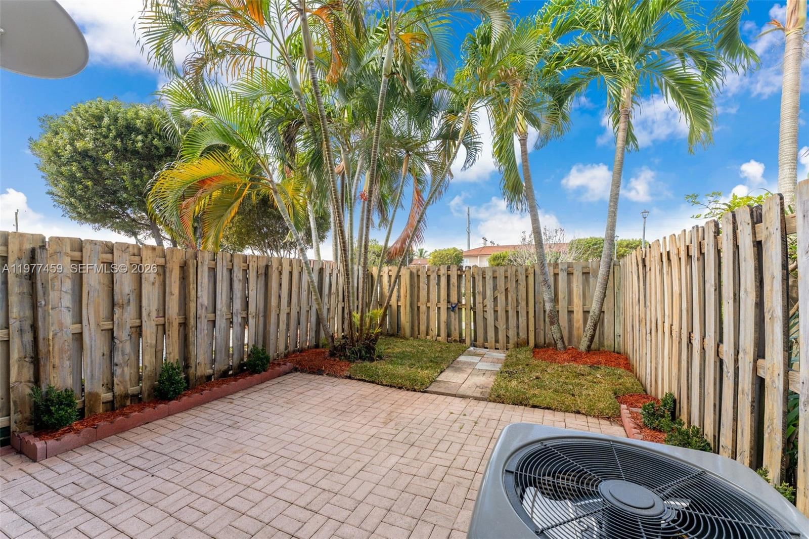 17040 SW 137th Pl - 23
