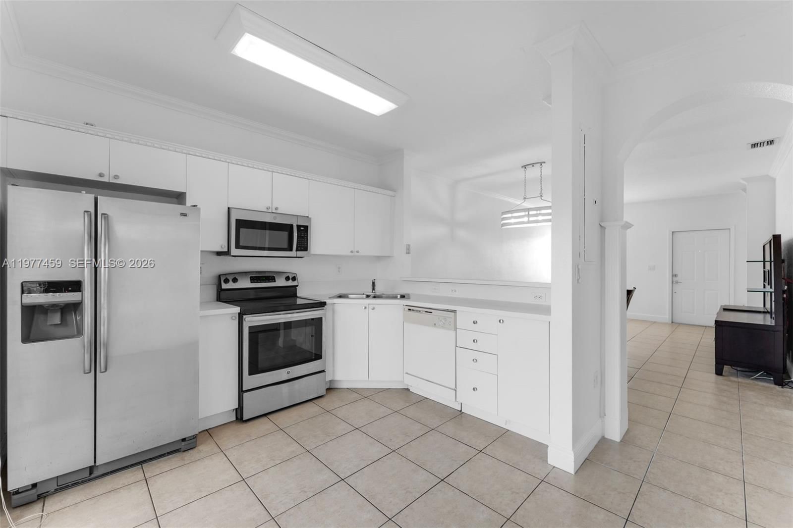 17040 SW 137th Pl - 6