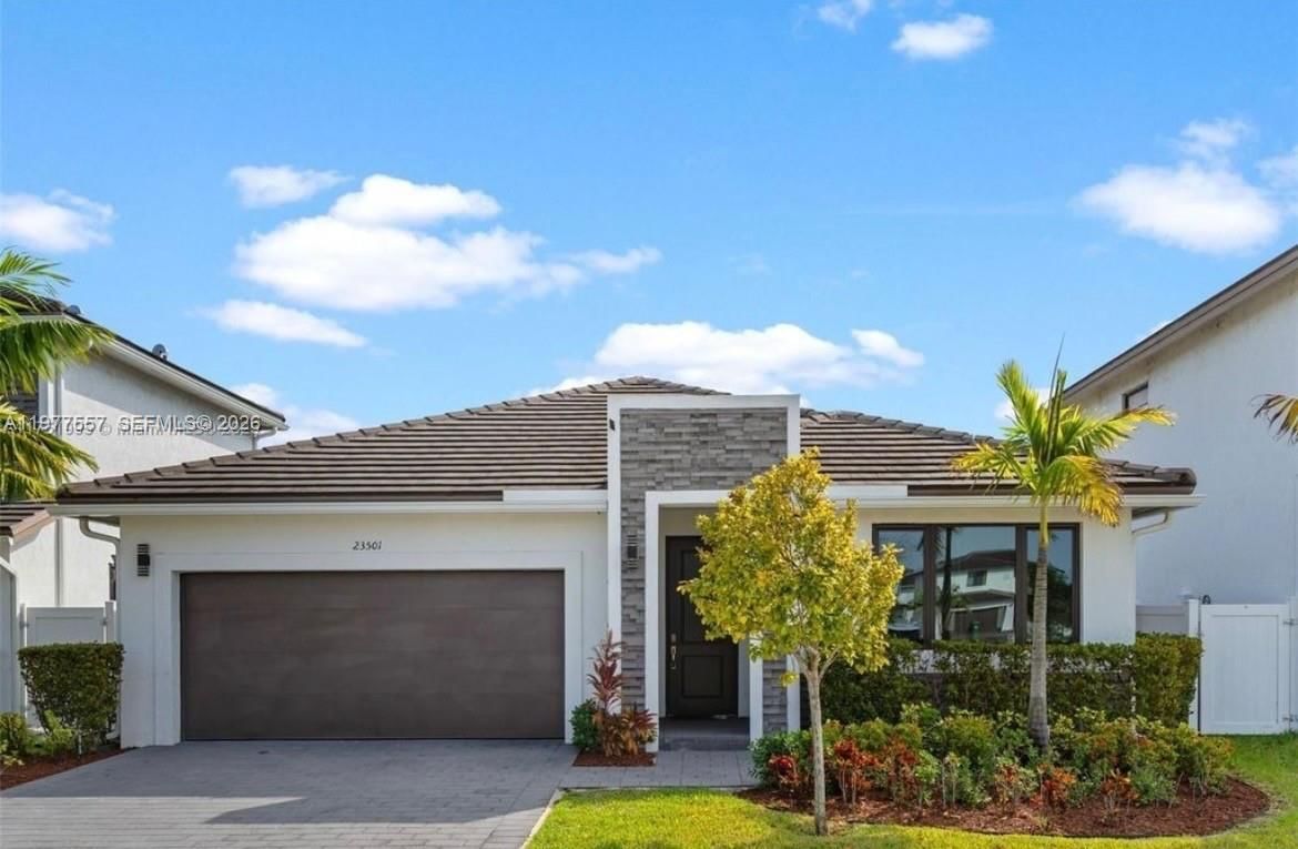 23501 SW 106, Unit st - 1