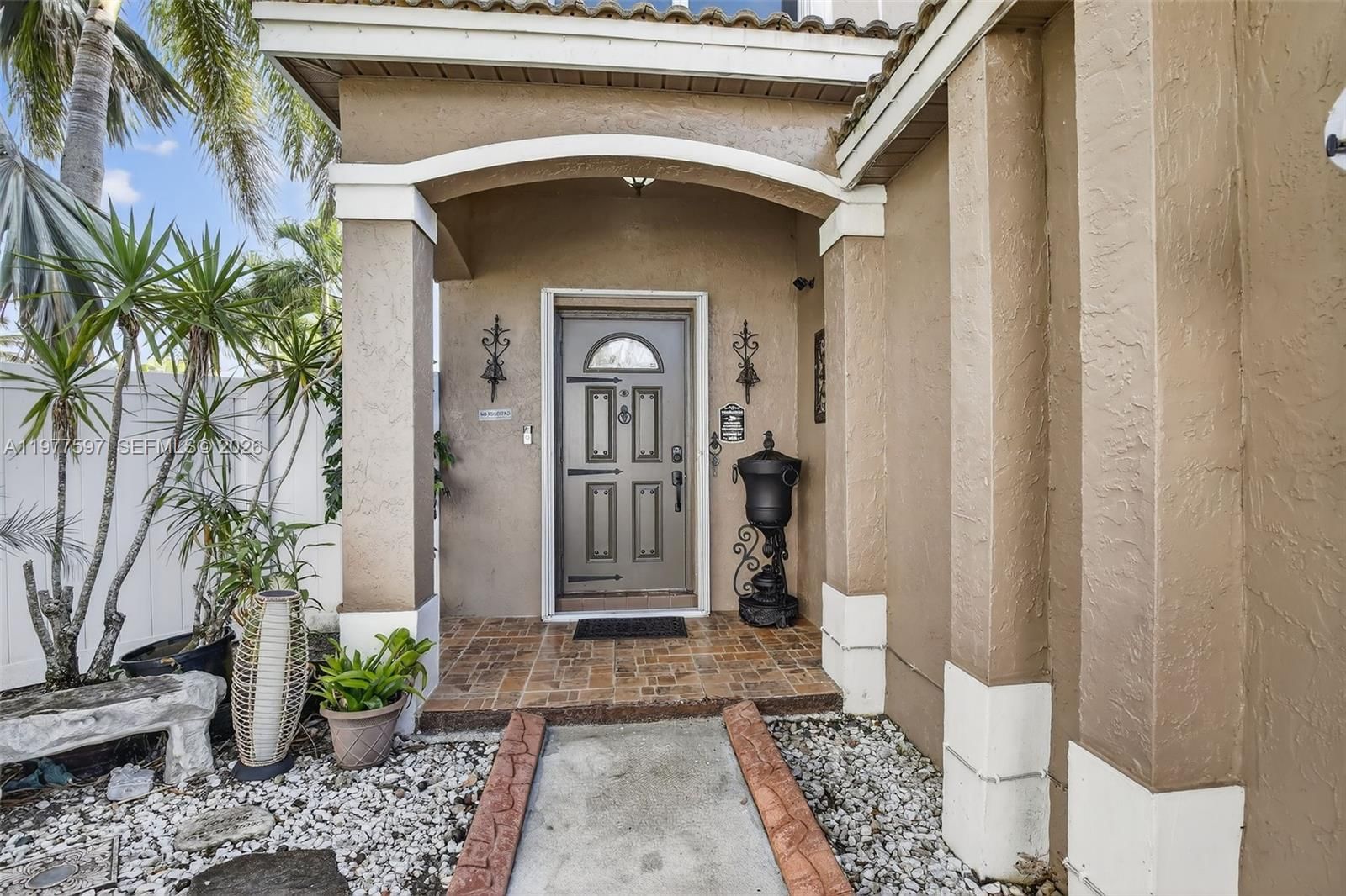 10614 SW 17th Pl - 10