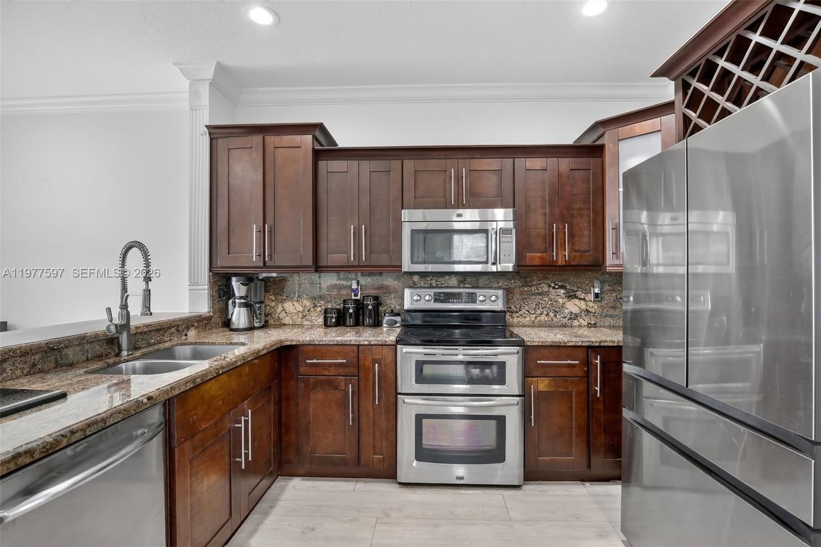 10614 SW 17th Pl - 15