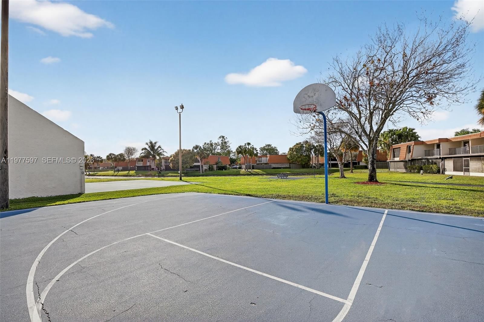 10614 SW 17th Pl - 31