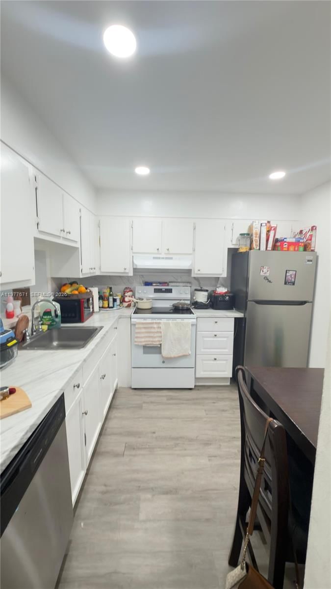 11925 NE 2ND AVE, Unit B207 - 4