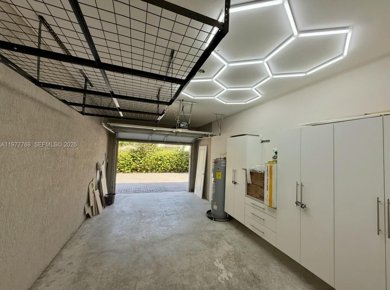 1035 NW 2nd Ave - 24