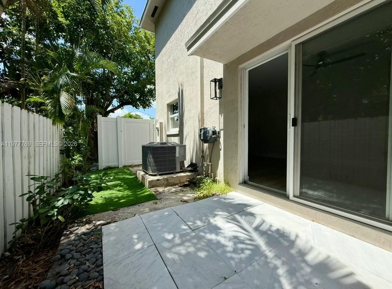 1035 NW 2nd Ave - 36