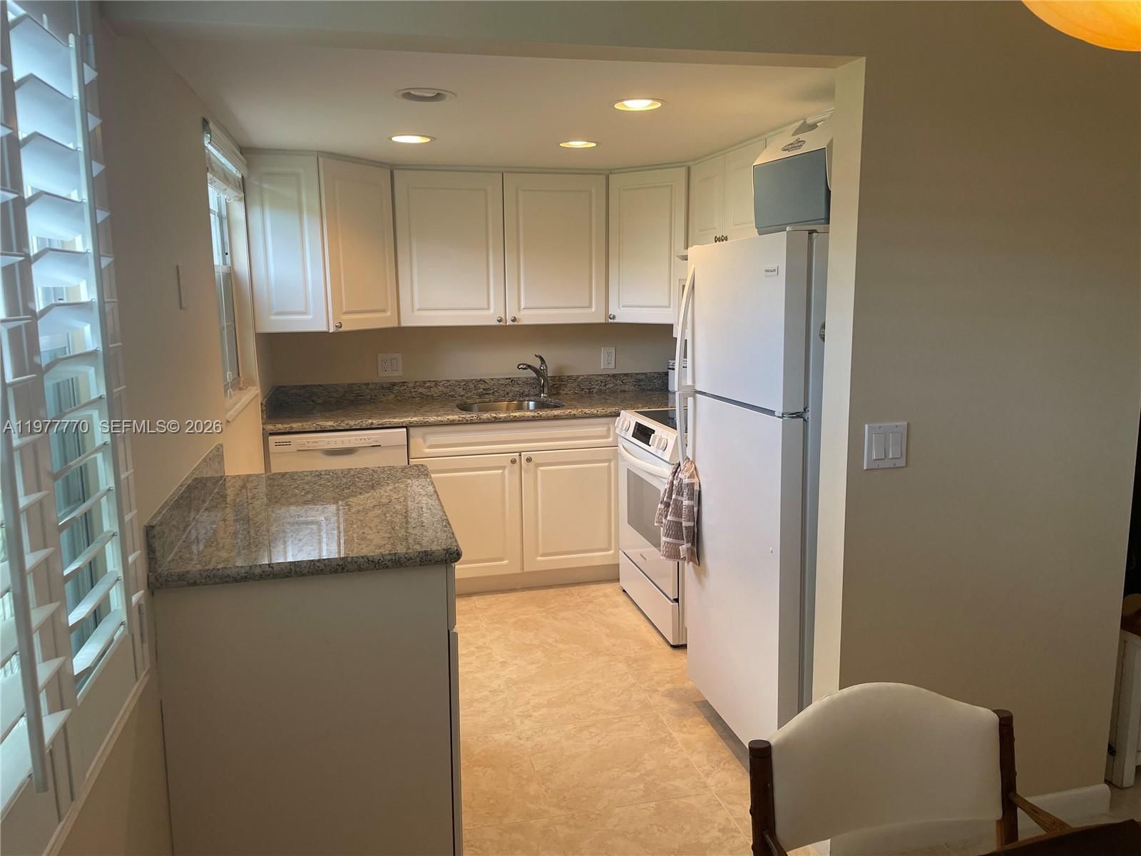 145 NEWPORT J, Unit 145 - 4