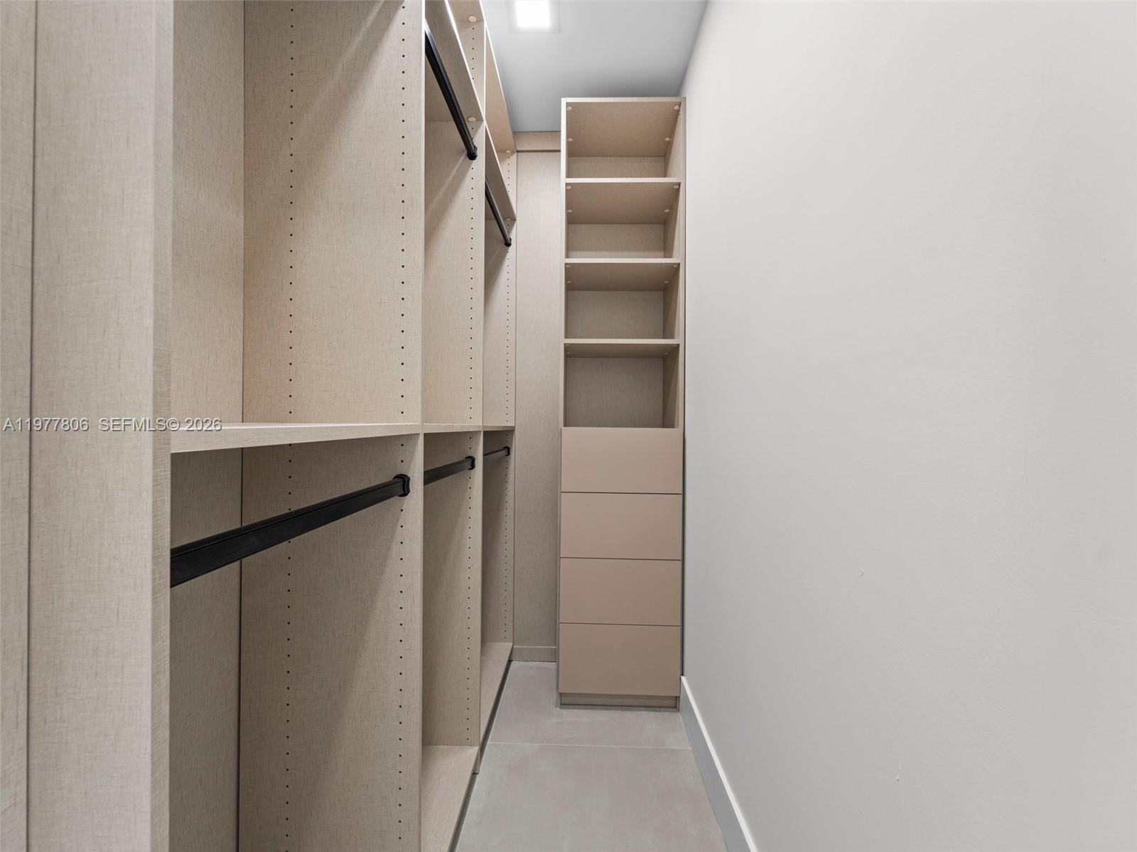 610 NE 164th Ter - 16