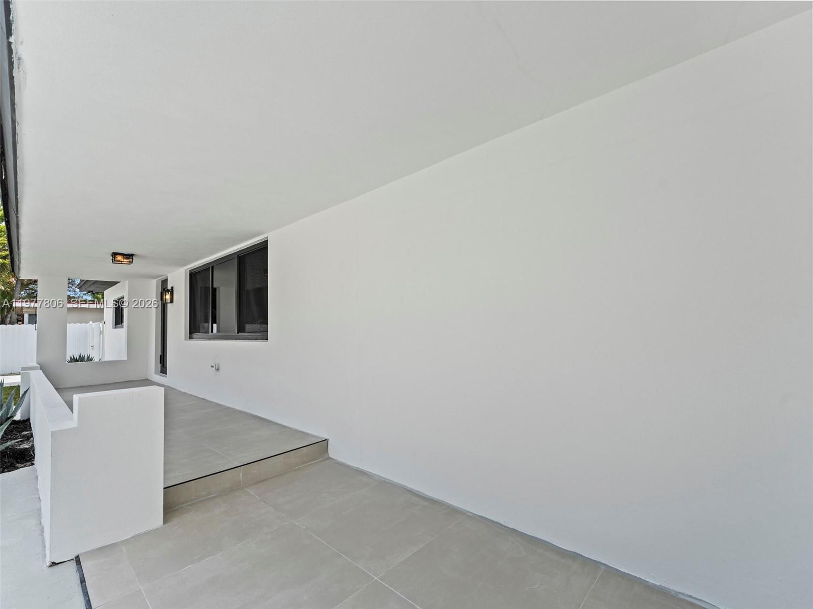 610 NE 164th Ter - 39