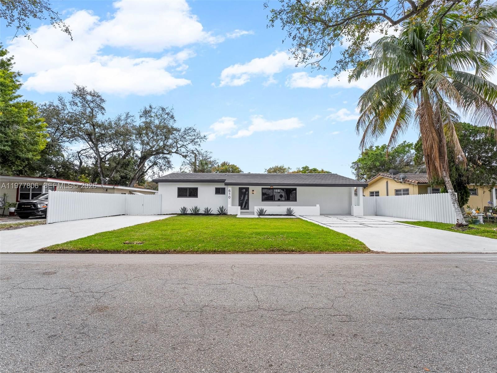 610 NE 164th Ter - 45