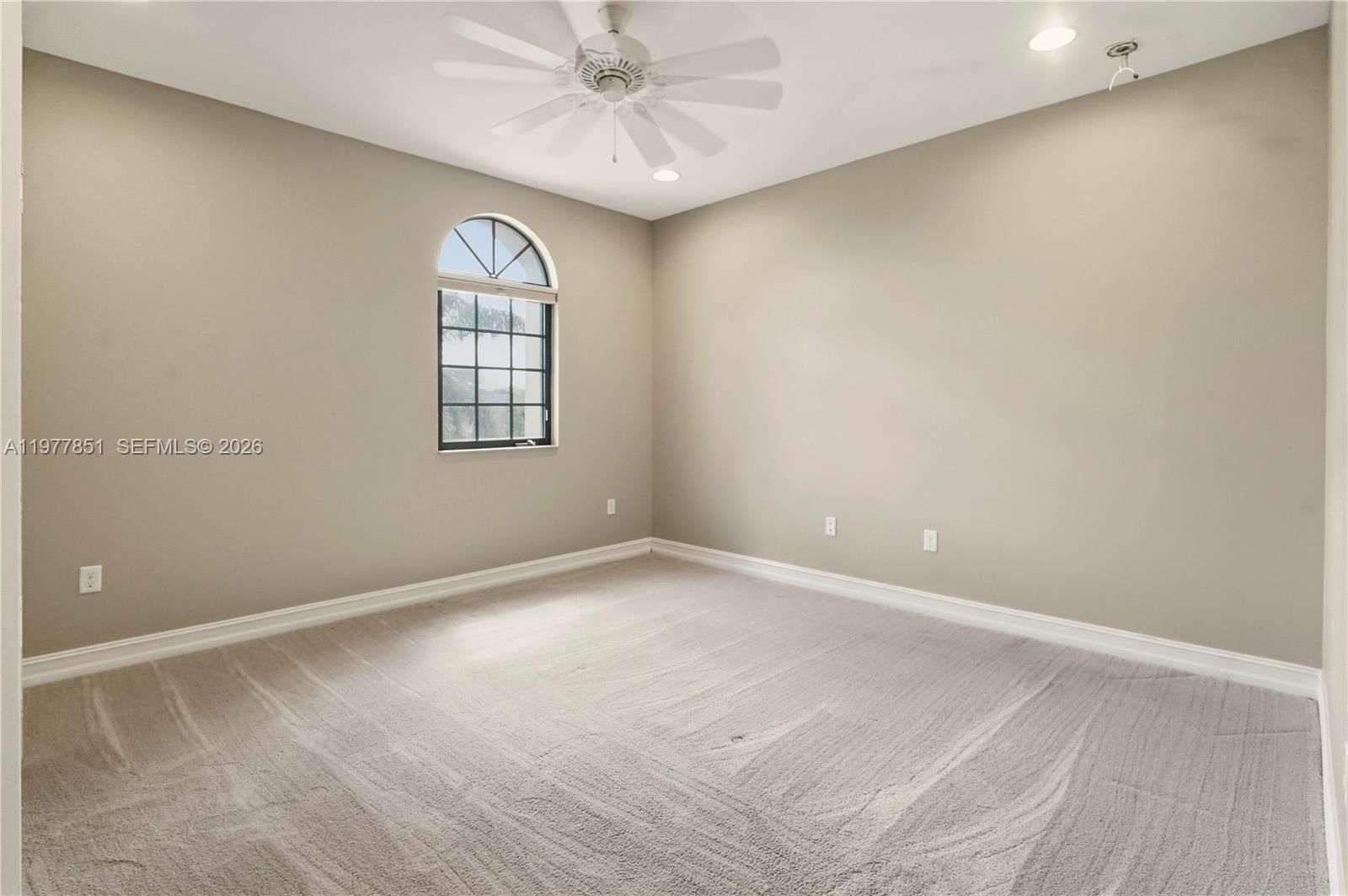 7573 NW 113th Ave - 33