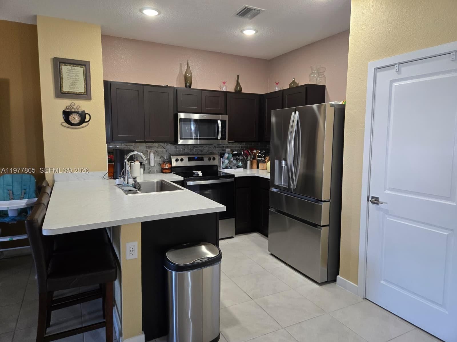 1166 SW 7th Ave - 11