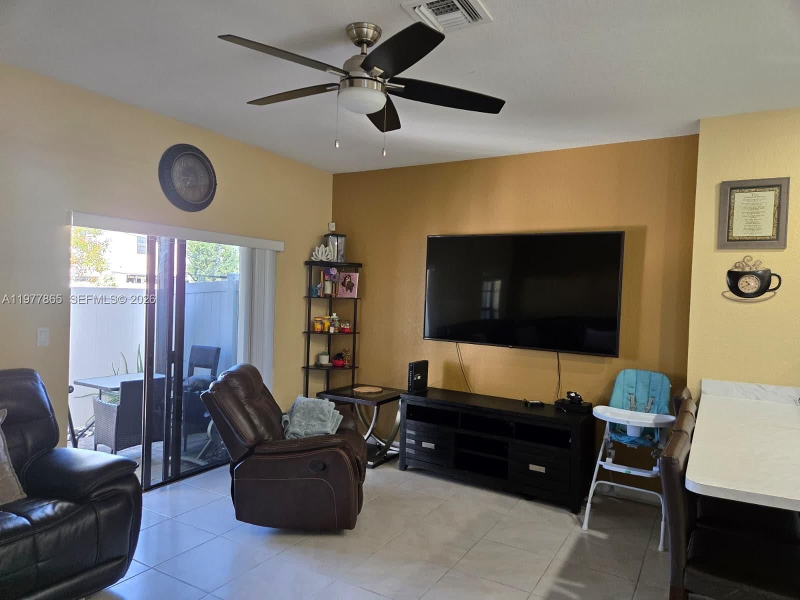 1166 SW 7th Ave - 15