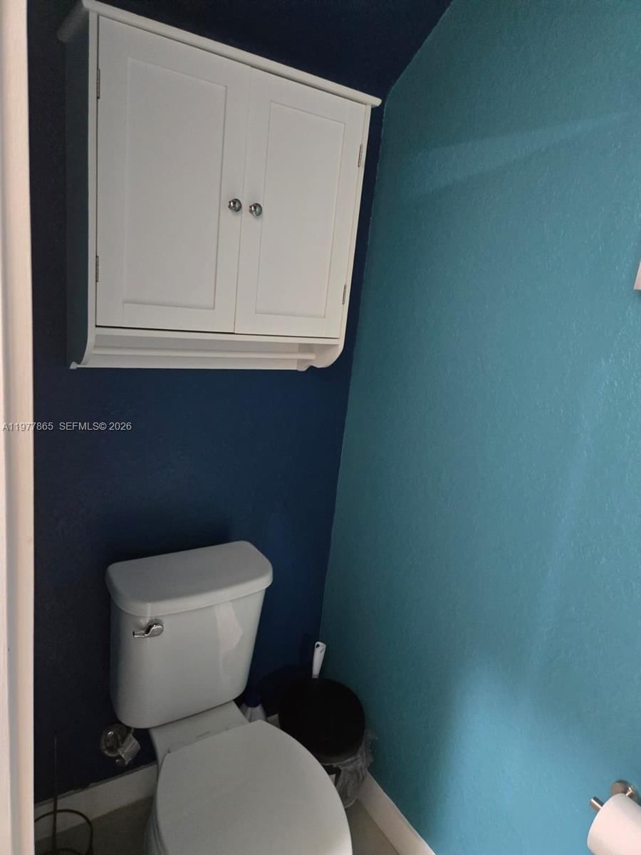 1166 SW 7th Ave - 33