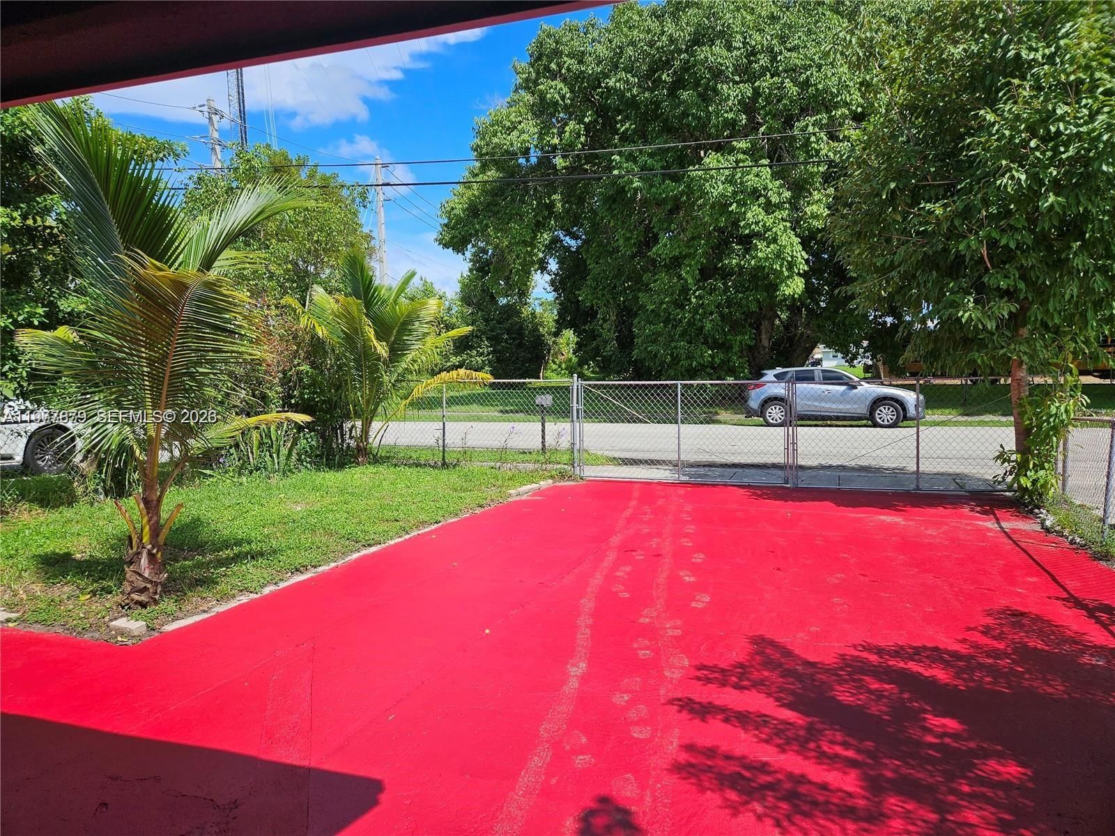 2121 NW 26th Ave - 2