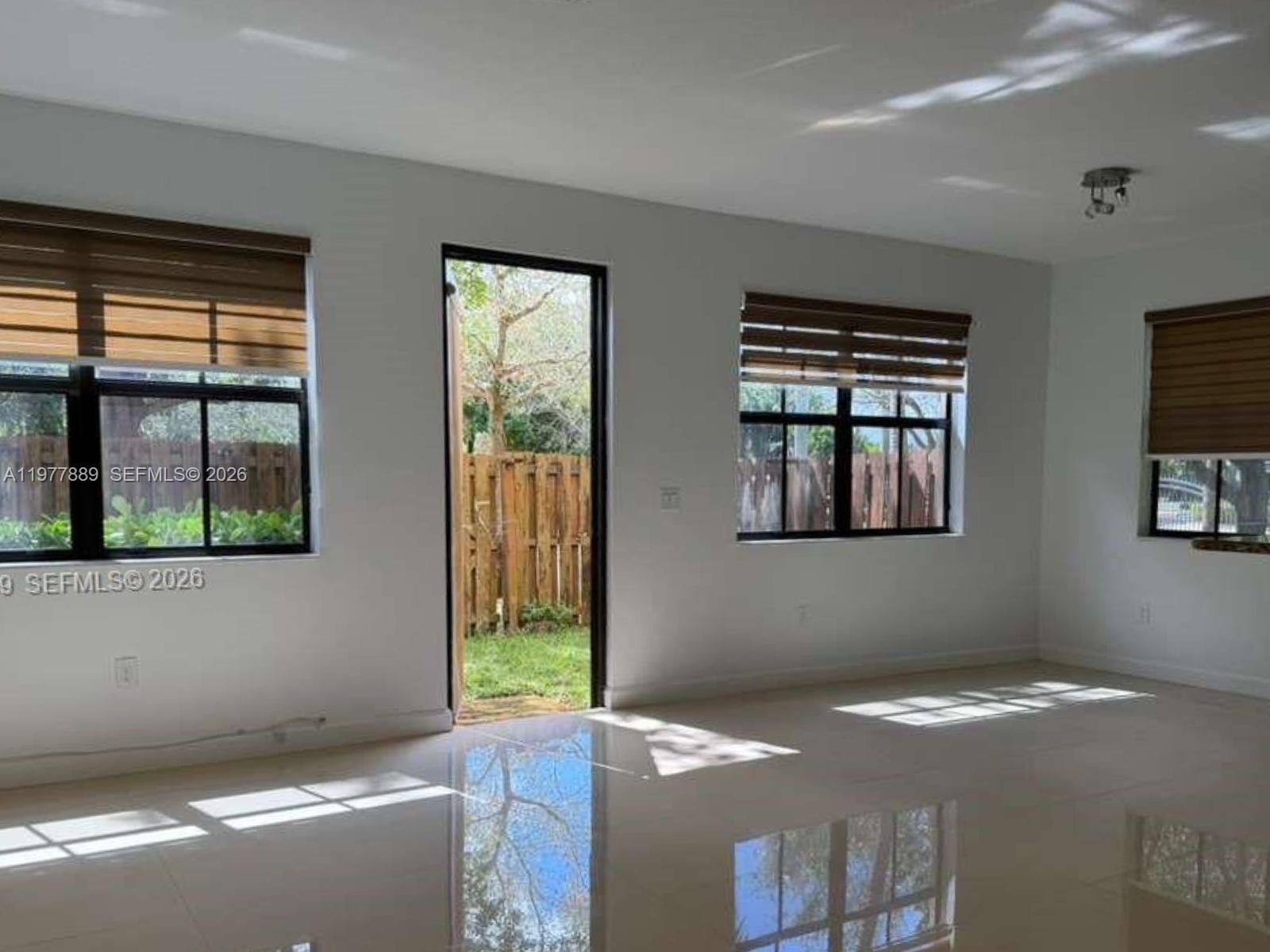 12350 S Village Cir - 21