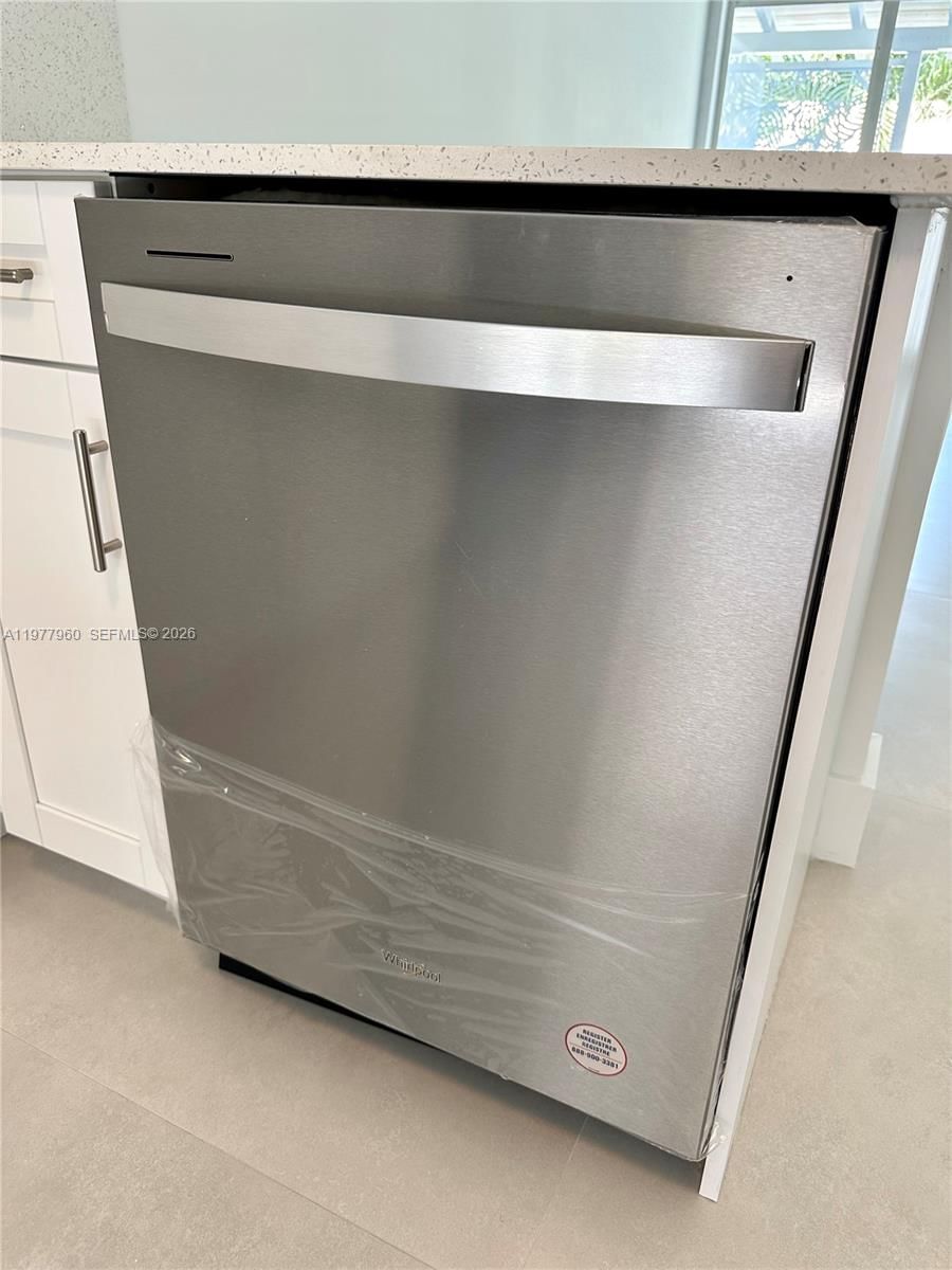 12125 NE 7th Ave - 13