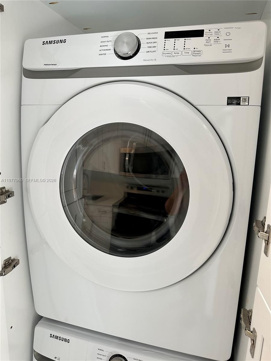 12125 NE 7th Ave - 27