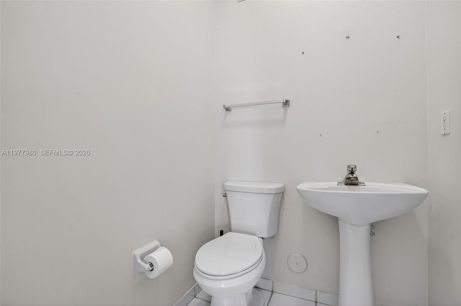 2209 SE 24th Pl, Unit 2209 - 7