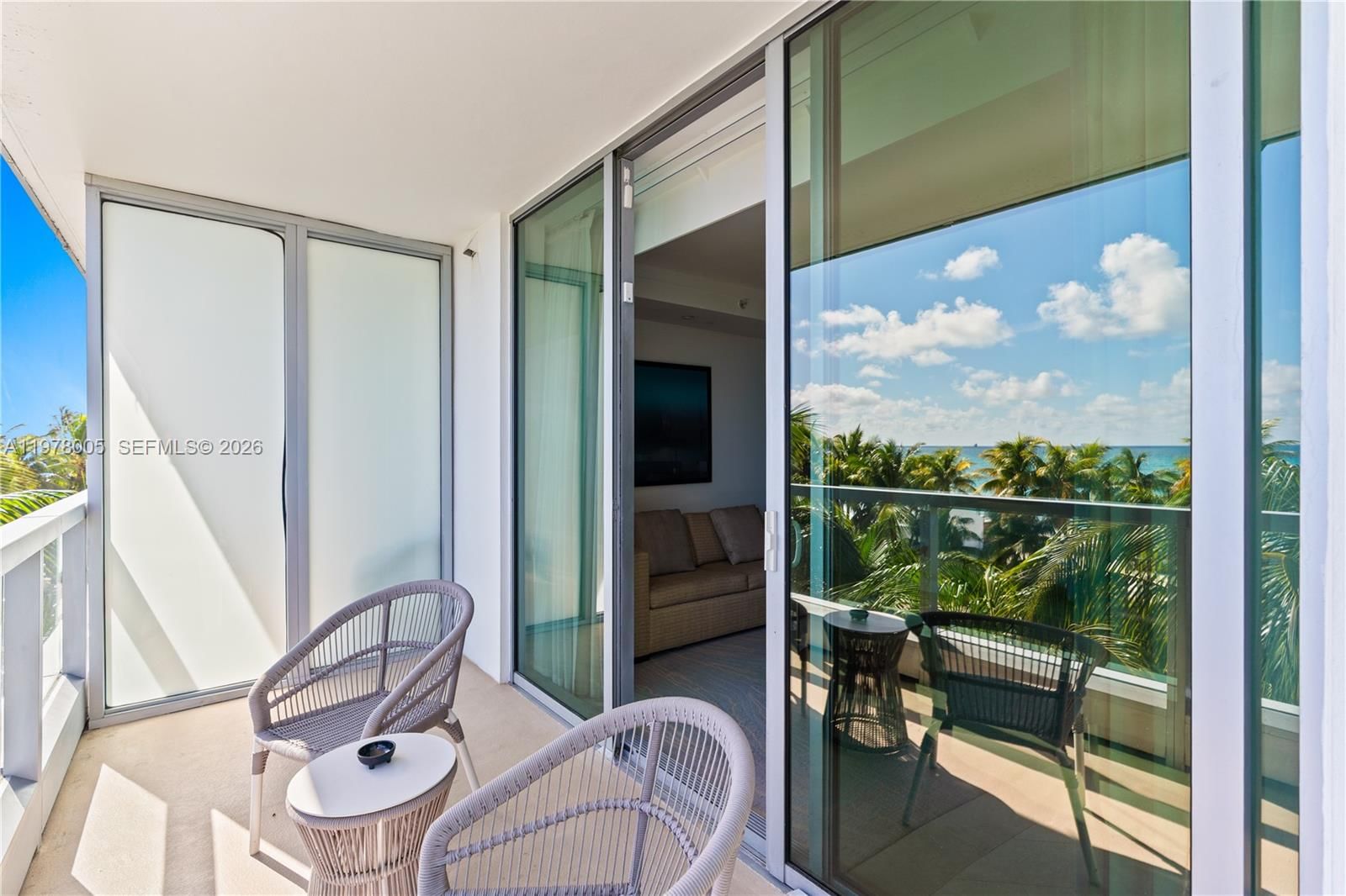 4391 COLLINS AVE, Unit 412 - 7