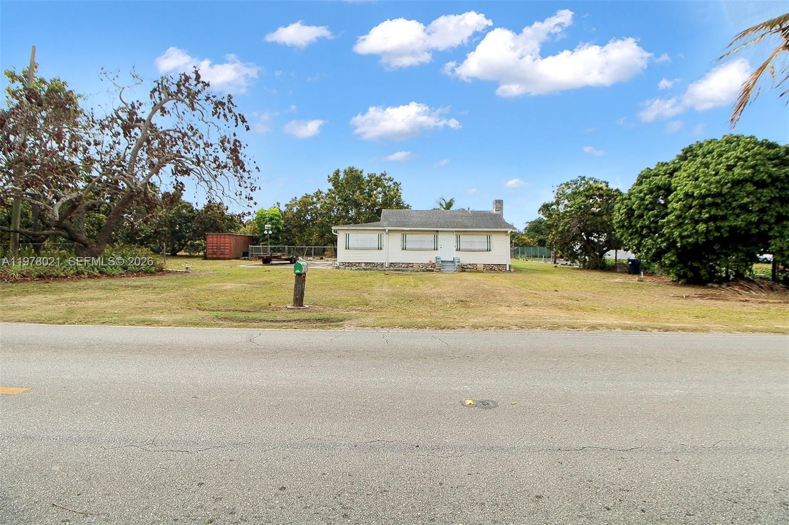 26500 SW 187th Ave - 12